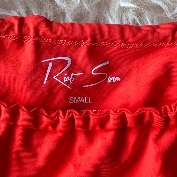 NWOT Riot Swim
Bixi Bikini Bottom Orange Size S $109 - Picture 7 of 8